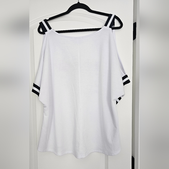 VENUS White Tropical Heart Print Women's Tee 2X Cold Shoulder - Picture 5 of 9